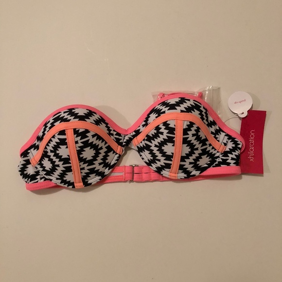 Xhilaration Pink Black Underwire Swim Top, NWT - Picture 1 of 2